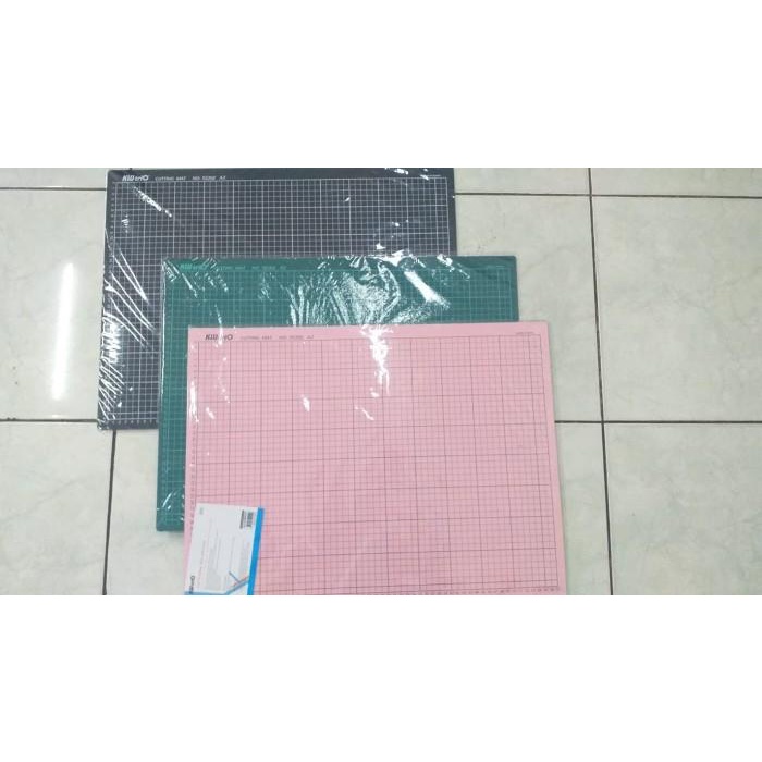 

Best Seller Cutting Mat Size A2, Double Sided Self Healing A2.Merek Taiwan Kw-Trio