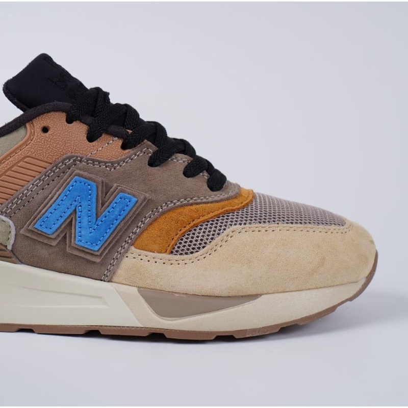 Sepatu New Balance 997 X KITH Nonnative Brown