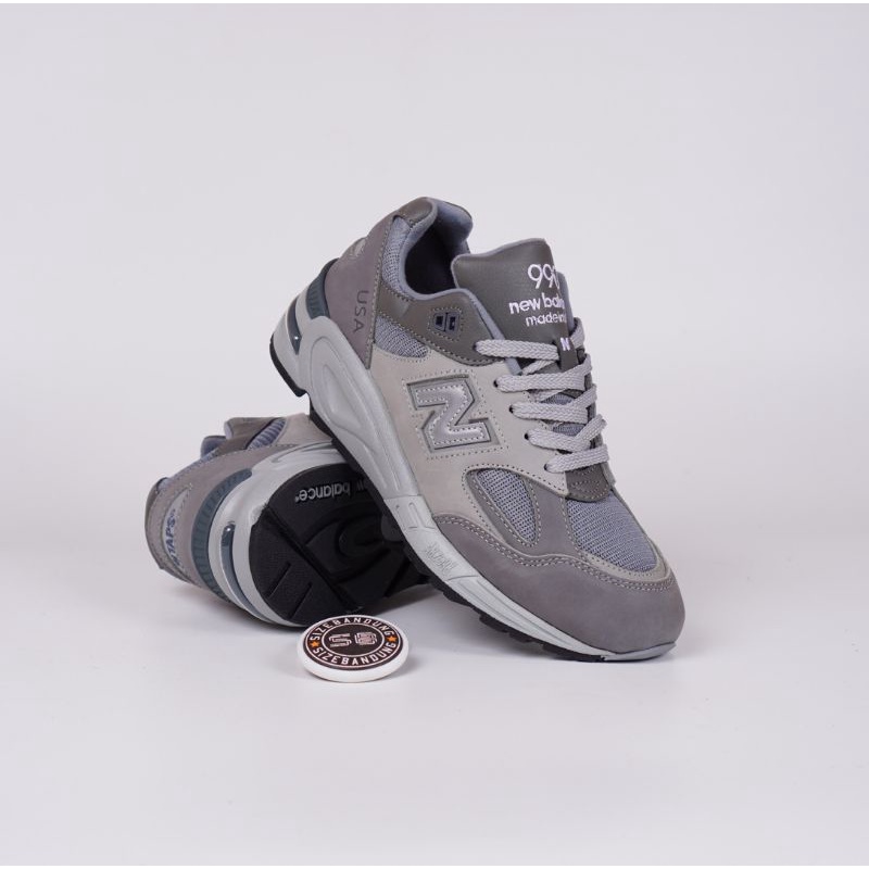Sepatu New Balance 990v2 X WTAPS Grey