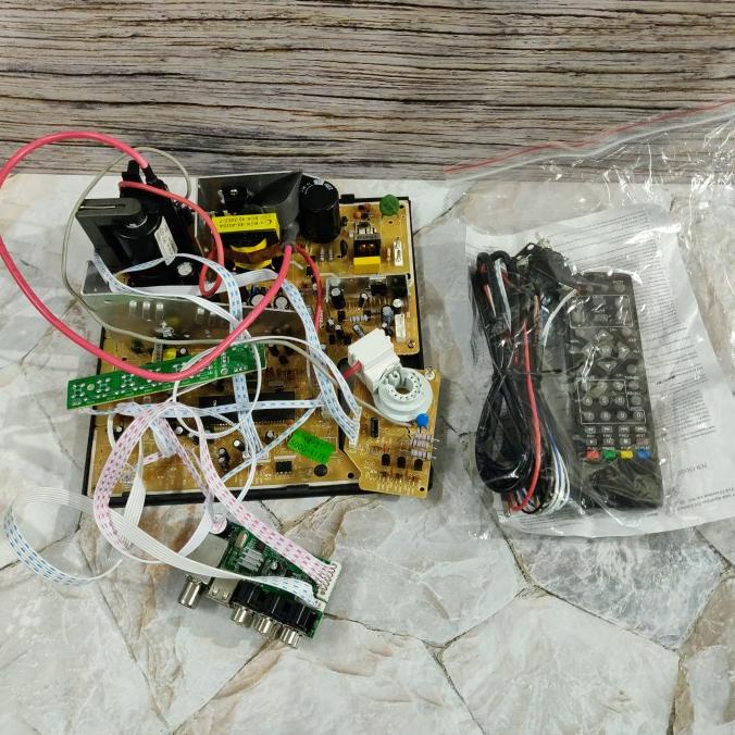 Mesin TV DIGITAL WCOM untuk TV Tabung 14-21 inch