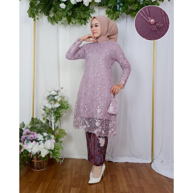 Kebaya Tunik Brokat / Kebaya Modern / Kebaya tile / Kebaya Favorite / Batik Couple / Tunik / Tunik Brokat / Kebaya Wisuda / Kebaya Lamaran / Kebaya Kondangan / Kebaya Pesta /