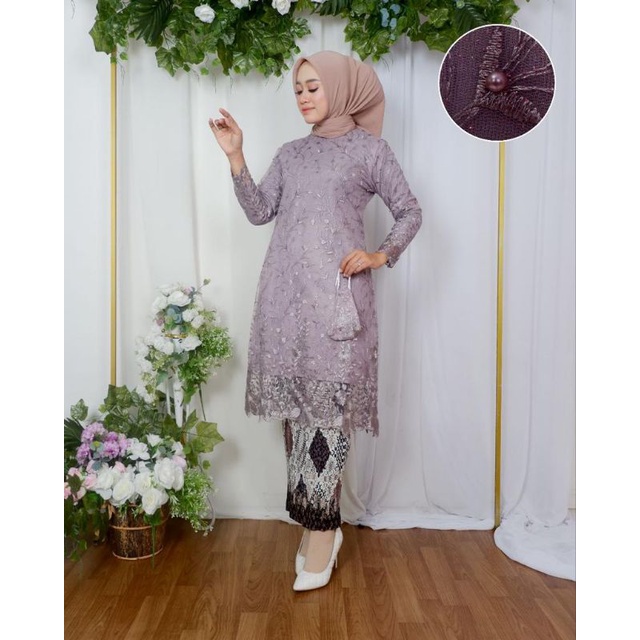 Kebaya Tunik Brokat / Kebaya Modern / Kebaya tile / Kebaya Favorite / Batik Couple / Tunik / Tunik Brokat / Kebaya Wisuda / Kebaya Lamaran / Kebaya Kondangan / Kebaya Pesta /