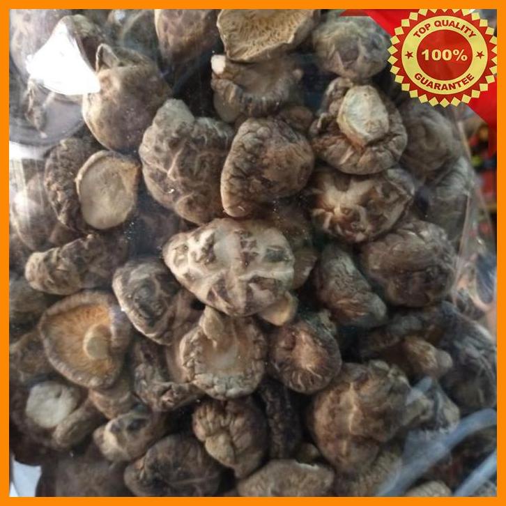 

(SUHA) JAMUR HIOKO KERING/ SHITAKE MUSHROOM UKURAN 2-3 500GR (TEBAL)