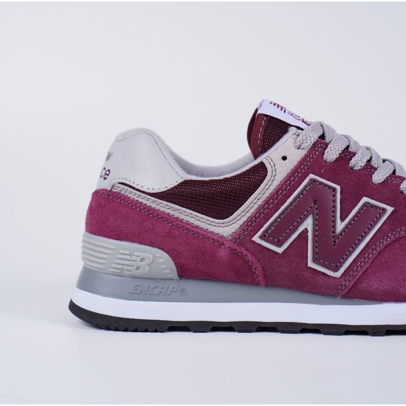 Sepatu New Balance 574 Burgundy