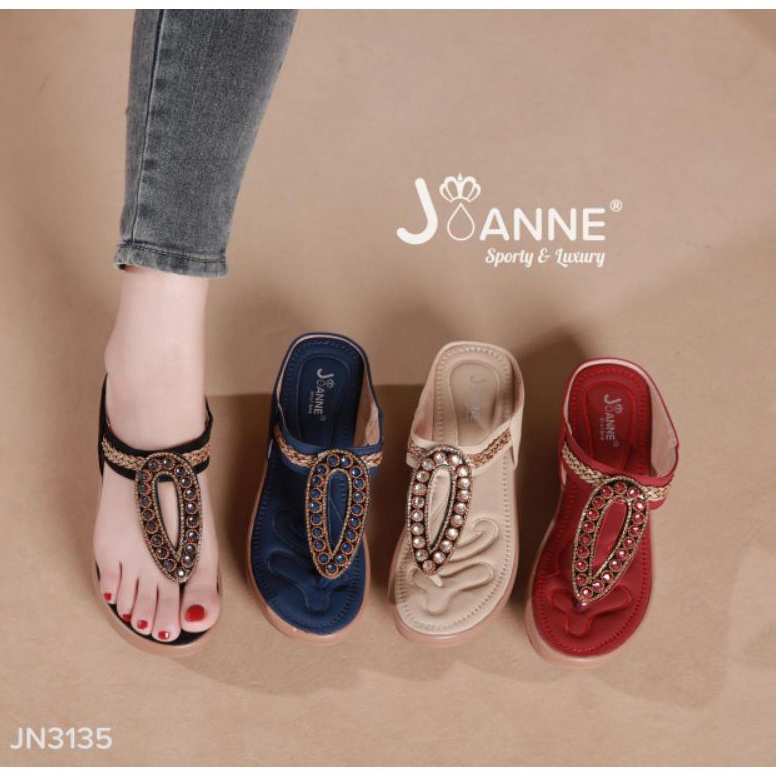 Menarik!!!! [JOANNE] Wedges Sandals Wanita JN3135