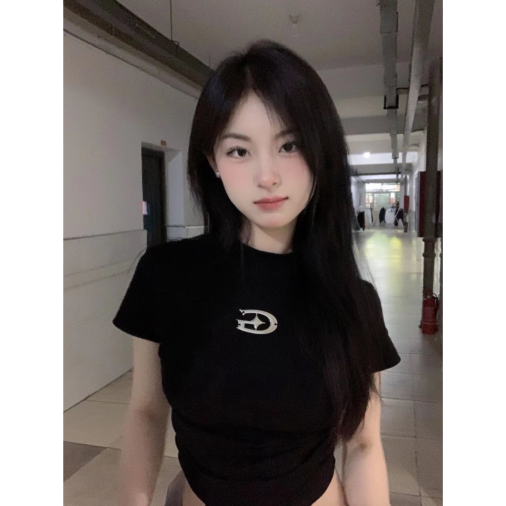 Red Kapas ceruk desain baru hitam pendek T-shirt logo atasan berkualitas tinggi gaya gadis panas lengan pendek wanita musim panas