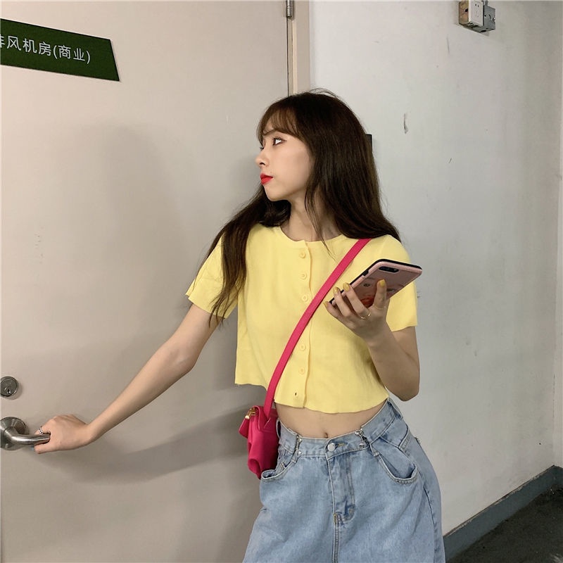 Red 2023 baru musim semi dan musim panas versi Korea dari ins malas angin sweater rajut pendek cardigan top longgar lengan pendek T-shirt wanita pasang