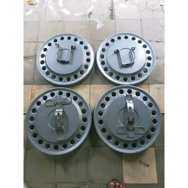 WHEELDOP ADIPUTO LUBANG 20 WHELDOP TRUK BAHAN PLAT BESI R16/R15[1 PCS]