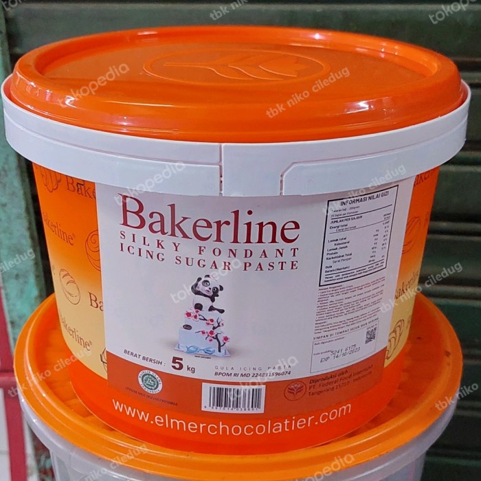 

Terlaris Bakerline Silky Fondant White 5Kg Khusus Grab Dan Gojek
