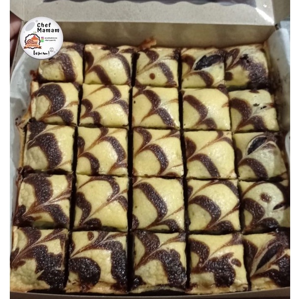 

FLASH SALE Fudgy Cheese Brownies / Brownies Cream Cheese uk.20x20cm gas !!