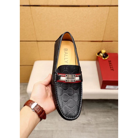 sepatu bally cowok slip on pria loafer shoes men kulit new