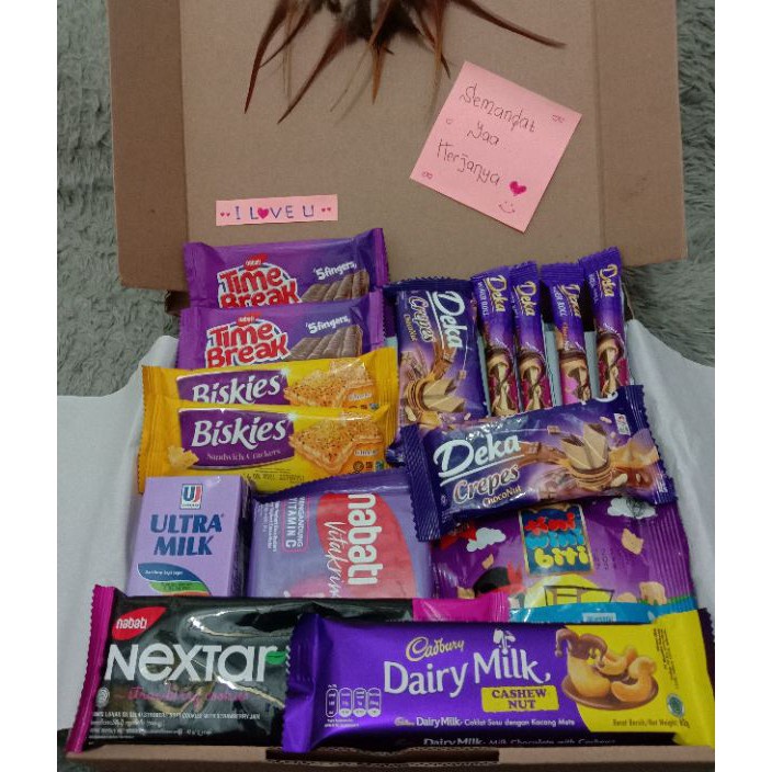 

❤[PROMO ⚡ALE!!!]❤ SNACK BOX Kado Ulang Tahun/ Kado Wisuda/ Kado Anniversary / Paket Ungu