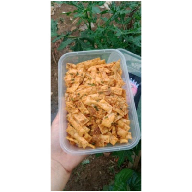 

KERIPIK PANGSIT SEBLAK BOX HOME MADE