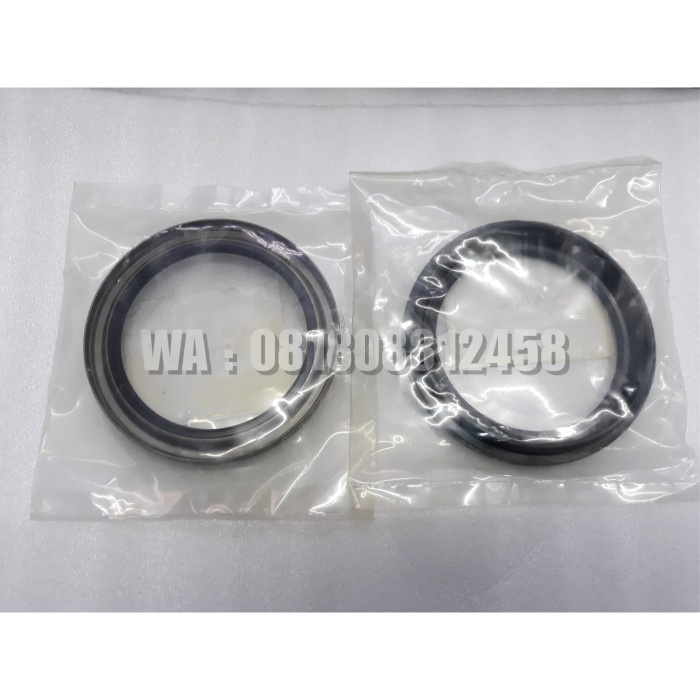 Seal As Roda Depan Mitsubishi Strada Triton ORIGINAL