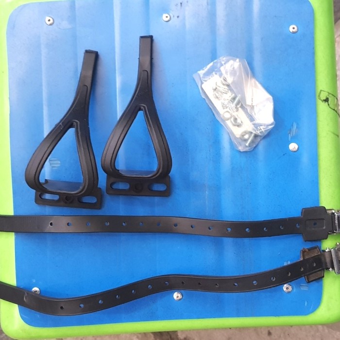 Best Seller Toeclip / Strap Pedal Wellgo Plastik Black Taiwan Nos