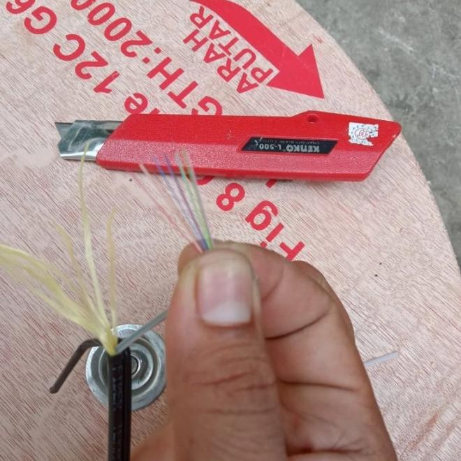 Kabel Fiber Optic 12 Core Fig8 / Dropcable 12 Core