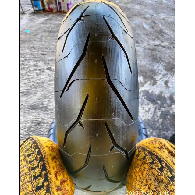 BAN MOGE BARU/NEW PIRELLI DIABLO ROSSO CORSA 180 55 17 IMPORT GERMANY