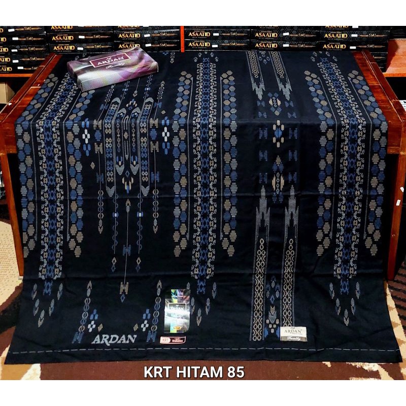SARUNG ARDAN FAMILY WARNA SERIAN HITAM COWOK LAKI LAKI DEWASA TERBARU ORIGINAL KUALITAS GOLD MORIF K