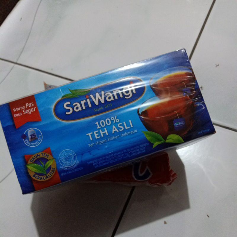 

Teh Sari Wangi Biru Kotak isi 25 Kantong Teh