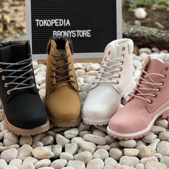 Sepatu boots musim dingin /winter wanita pria big size waterproof