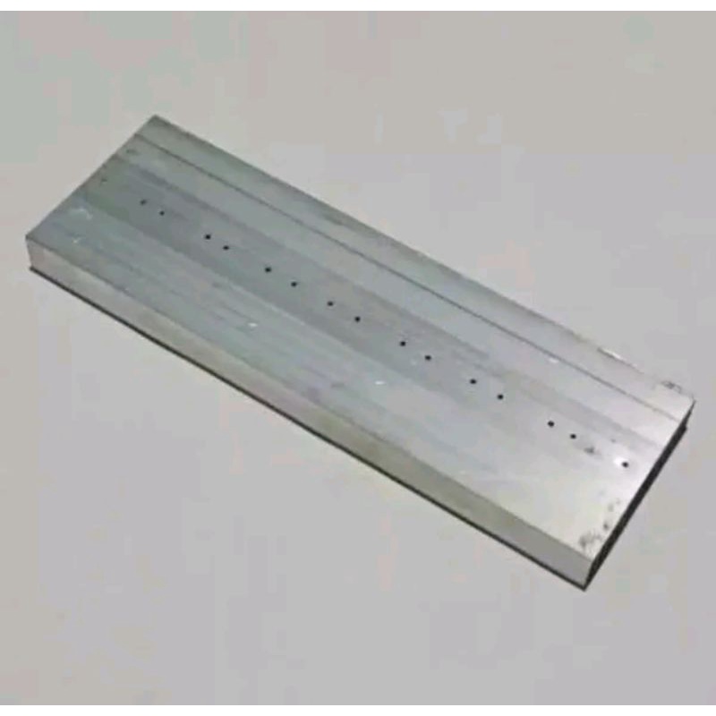 Heatsink 10 Sirip 30 Cm Untuk 4 Set TR Final Sanken