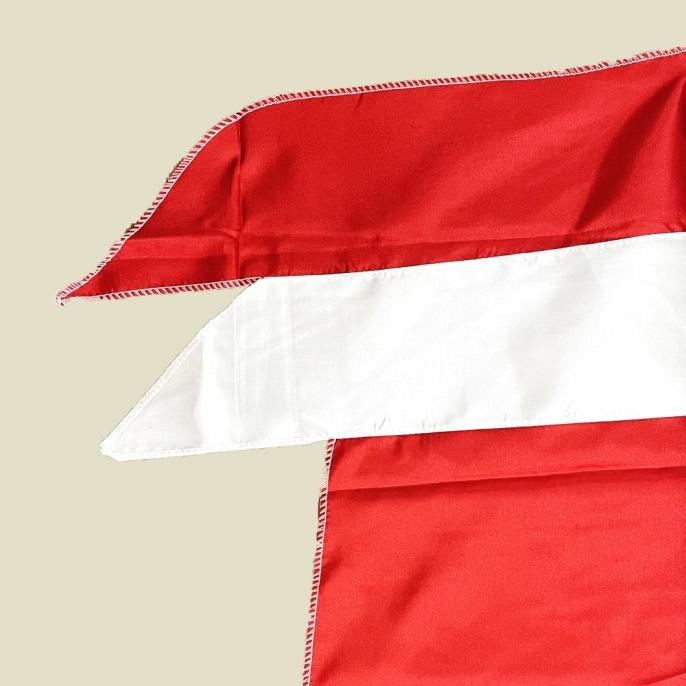 Bendera Merah Putih Layur Batik Merah 3,3 meter