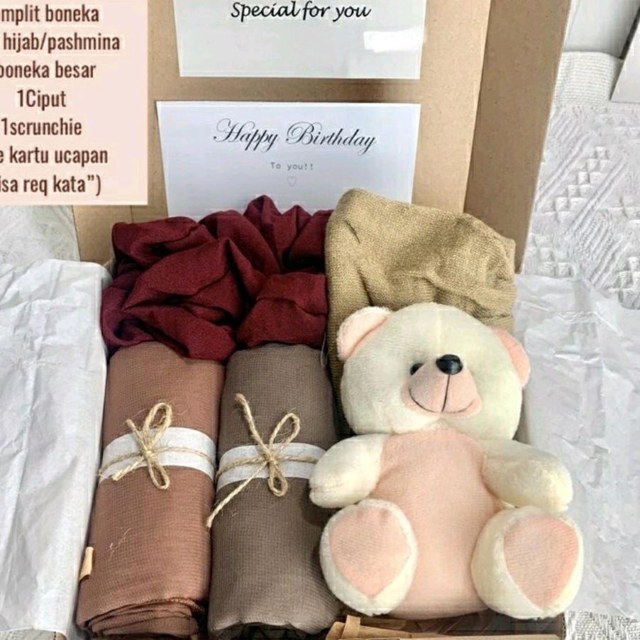 

♞ II 94107 [MOLE] Hampers Hijab limited edition Kado Gift Box Hadiah Jilbab Kerudung Bella Square Segi Empat Segiempat ULANG TAHUN VALENTINE ANNIVERSARY WEDDING BIRTHDAY GRADUATION LEBARAN WISUDA PERNIKAHAN PACAR RAMADHAN TERBARU ✵