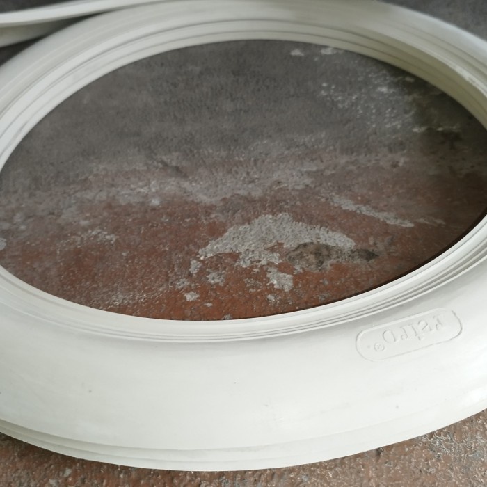 RETRO R 12 WHITEWALL LIS PUTIH BAN, WHITE WALL BAN MOBIL