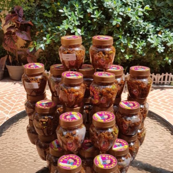 

HOT Product Sambel baby cumi by warung emak jember home made serbuuu !