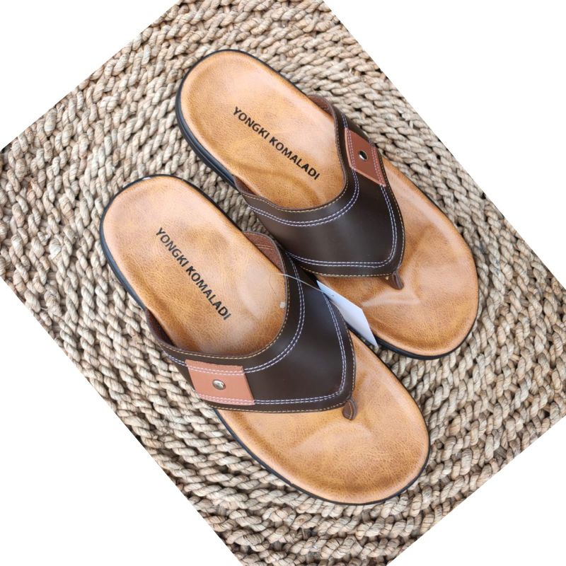 Sandal Jepit Pria Yongki Komaladi