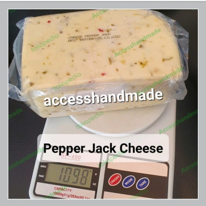 

BUY 1 FREE 1 PEPPER JA CHEESE keju import BOGO BUY 1 GET 1 GRATIS