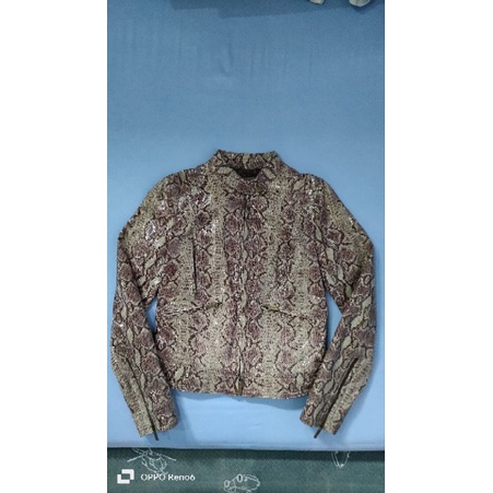 Jaket Calvin Klein CK original motif kulit ular warna coklat keunguan - preloved