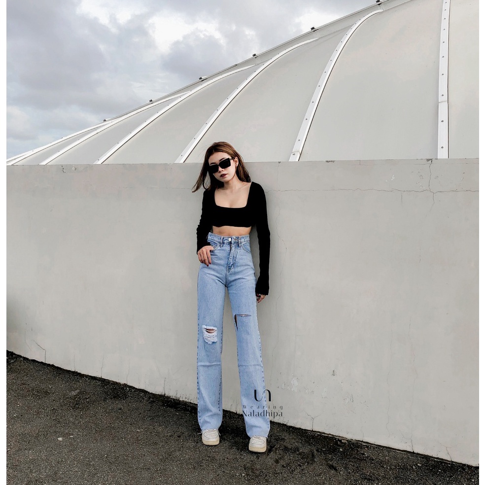 BOOMING. Nara Pants Ripped  Snowblue Jeans - Highwaist Loose Ripped Jeans