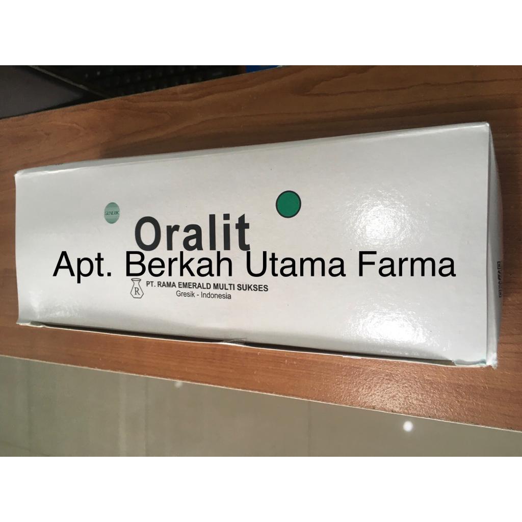 Oralit Box isi 100 Sachet