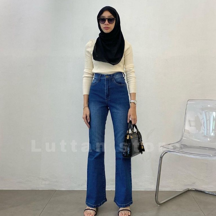 TERLARIS. Luttan Fuzzy Cutbray Jeans