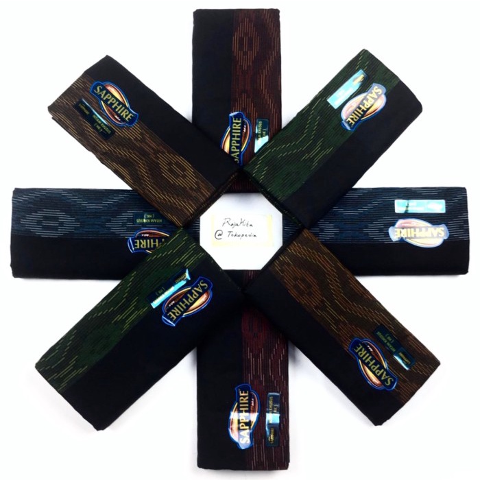 Sarung Sapphire | *per 1 buah* | Polos Hitam Khusus ( HK ) (M4D5) Dewasa Alas Sholat Sajadah Kepala 