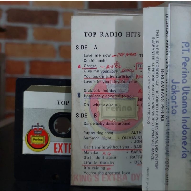 Kaset Pita Top Radio Hits 2