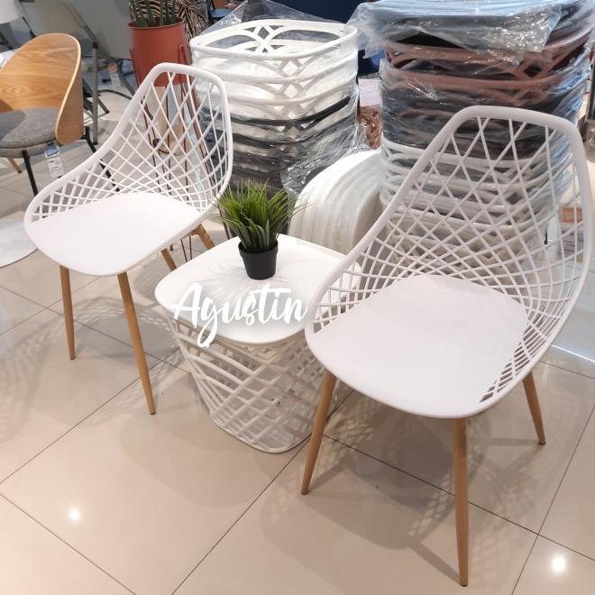Informa Set Kursi & Meja Teras Minimalis