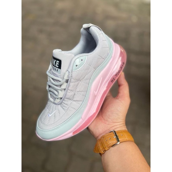 Sepatu Wanita Nke Airmax 720 818. Premium Import. Ukuran 36-40