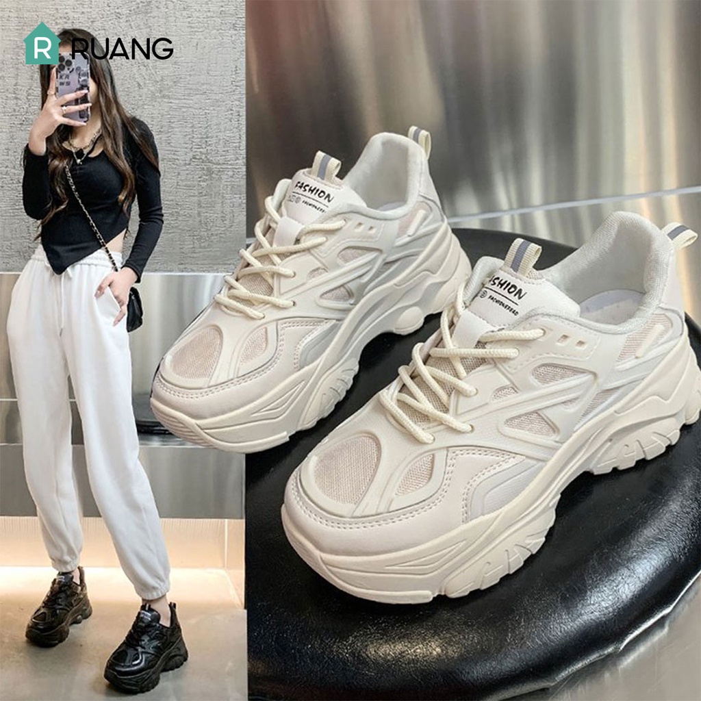 Sepatu Sneakers Wanita Korea Fashion Import Sport Shoes Casual Hitam Stelan Korea Ando Putih Pu Karet Tinggi Sol 5.5 cm ST032