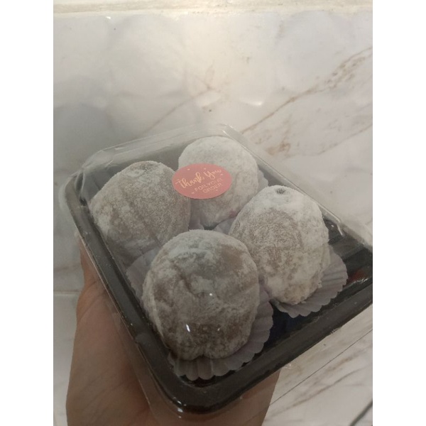 

Ichigo daifuku mochi