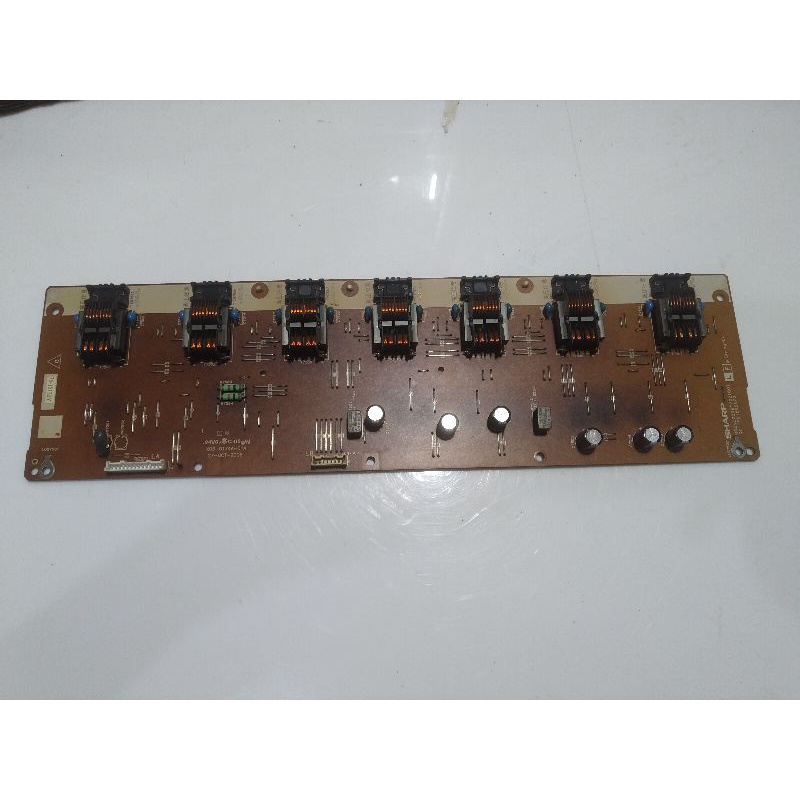 Inverter tv SHARP LC-32PX5ML