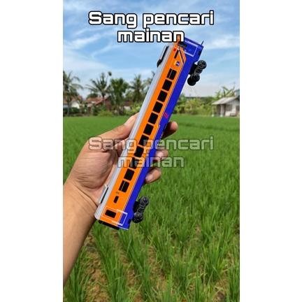 PROMO MAINAN MINIATUR KERETA API, GERBONG EKONOMI ERA PERUMKA,PALING TERLARIS