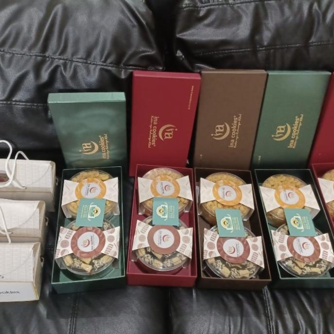 

Hampers Hampers Lebaran Murah Ina Cookies Isi 2Reg Berkualitas