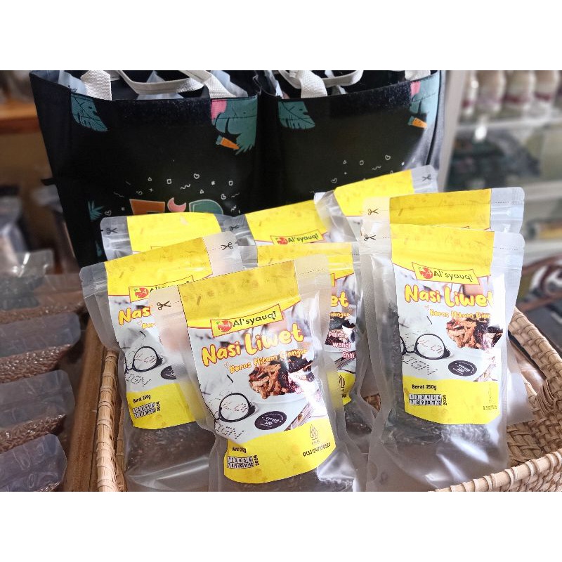 

Alghifari Nasi Liwet Beras Hitam