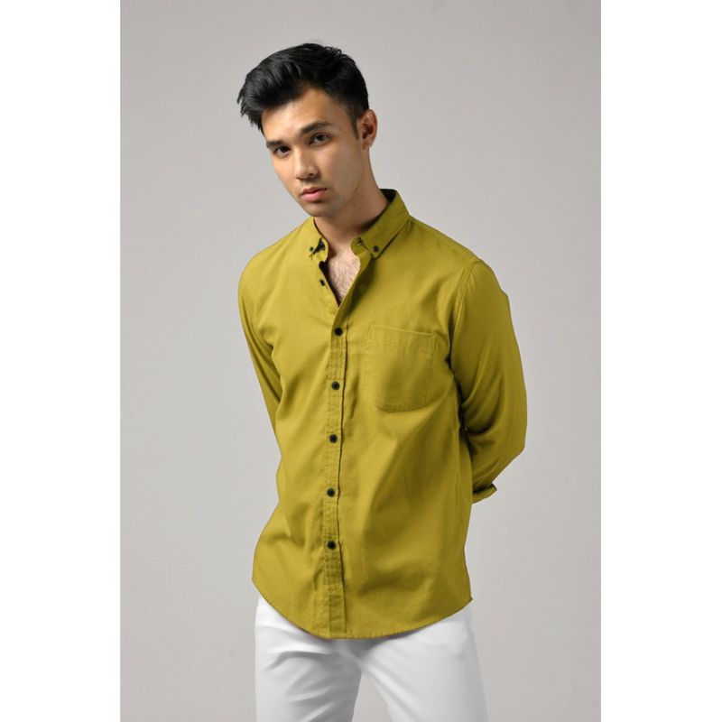 Kemeja kasual pria polos lengan panjang hem cowok slimfit warna HIJAU LEMON