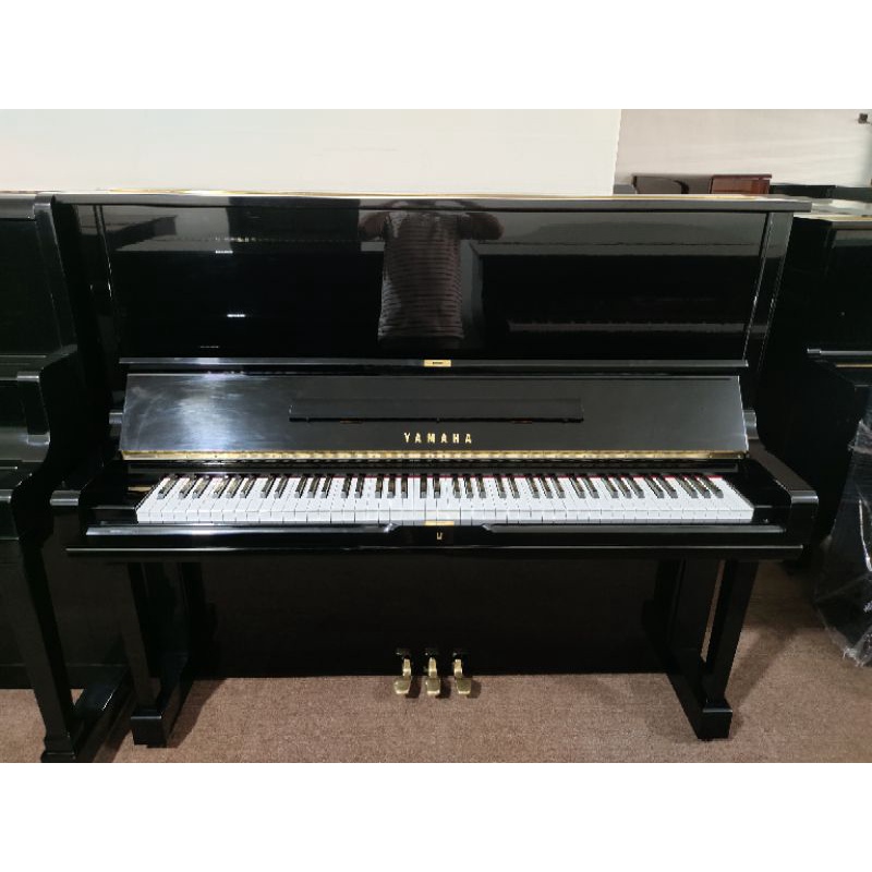 Piano Yamaha U3 H buatan Jepang