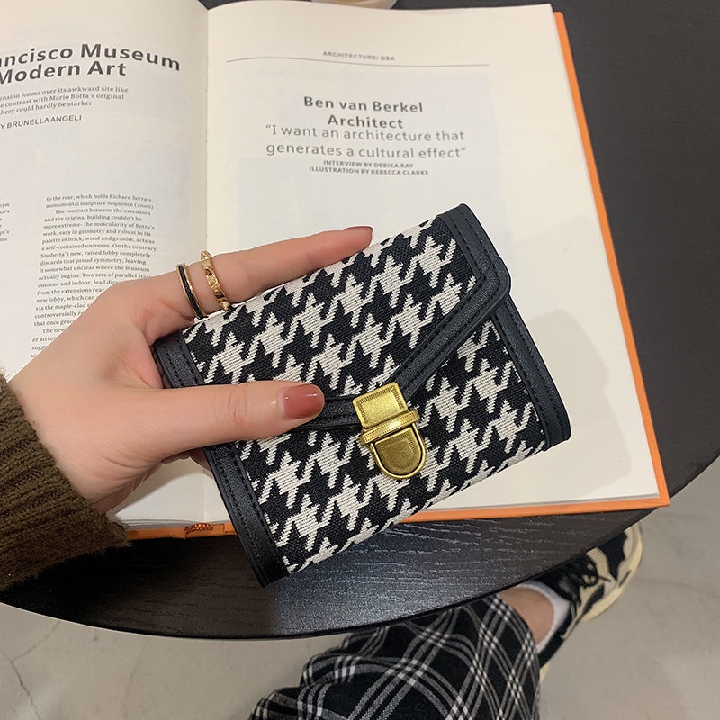 Sera Kecil Dompet Pendek Wanita Dompet Koin Niche Desain 2021 Baru Serbaguna Retro Houndstooth Warna Kontras Lipat Pemegang Kartu