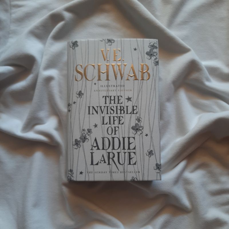The Invisible Life of Addie LaRue (Collector's Edition) Preloved Book