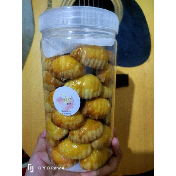 

nastar daun isi selai nanas toples